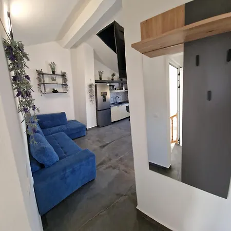 Island Chill One Apartment Kali